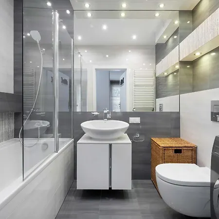 The Big Apple Apartment In Wroclaw With Parking By Noclegi Renters Apartment Wroclaw