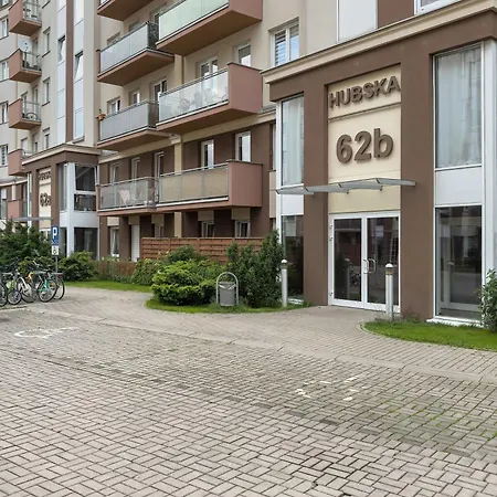 The Big Apple In With Parking By Renters Wrocław