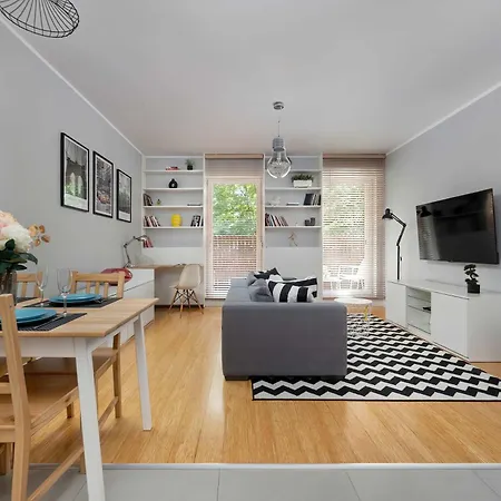 The Big Apple Apartment In Wroclaw With Parking By Noclegi Renters *
